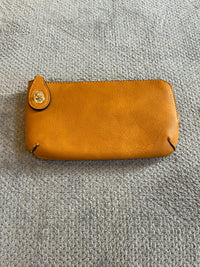 Wristlet-Crossbody